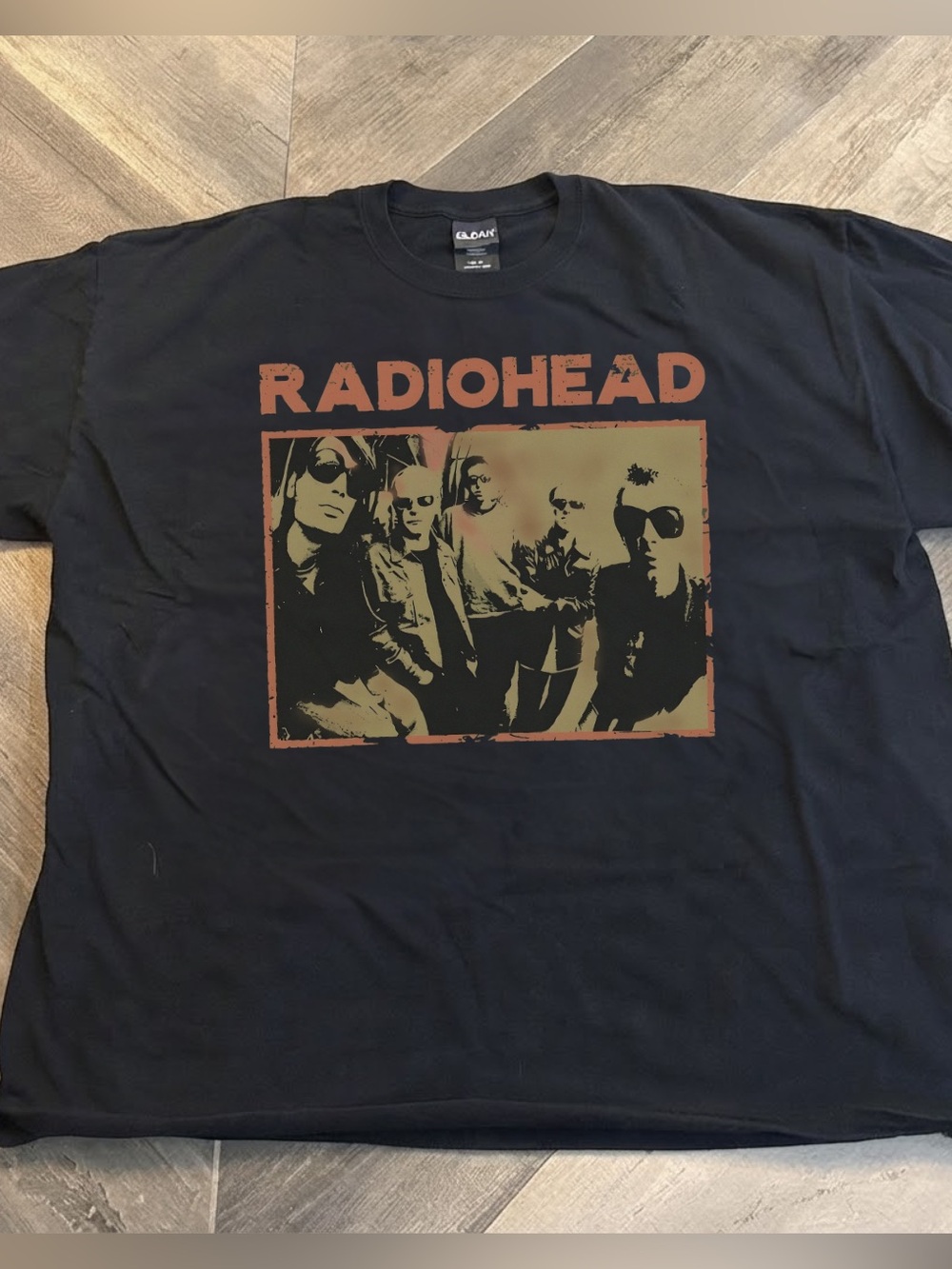 Gildan Black Radiohead Graphic Band T-Shirt